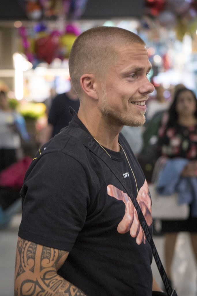 Aankomst Familie Hazes Uit Mexico