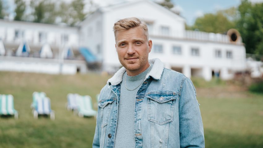 B&B Vol Liefde Daniel Tsjechie Horizontal 16 9