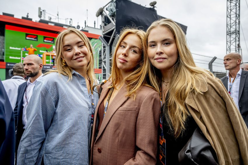 Amalia, Alexia, Ariane