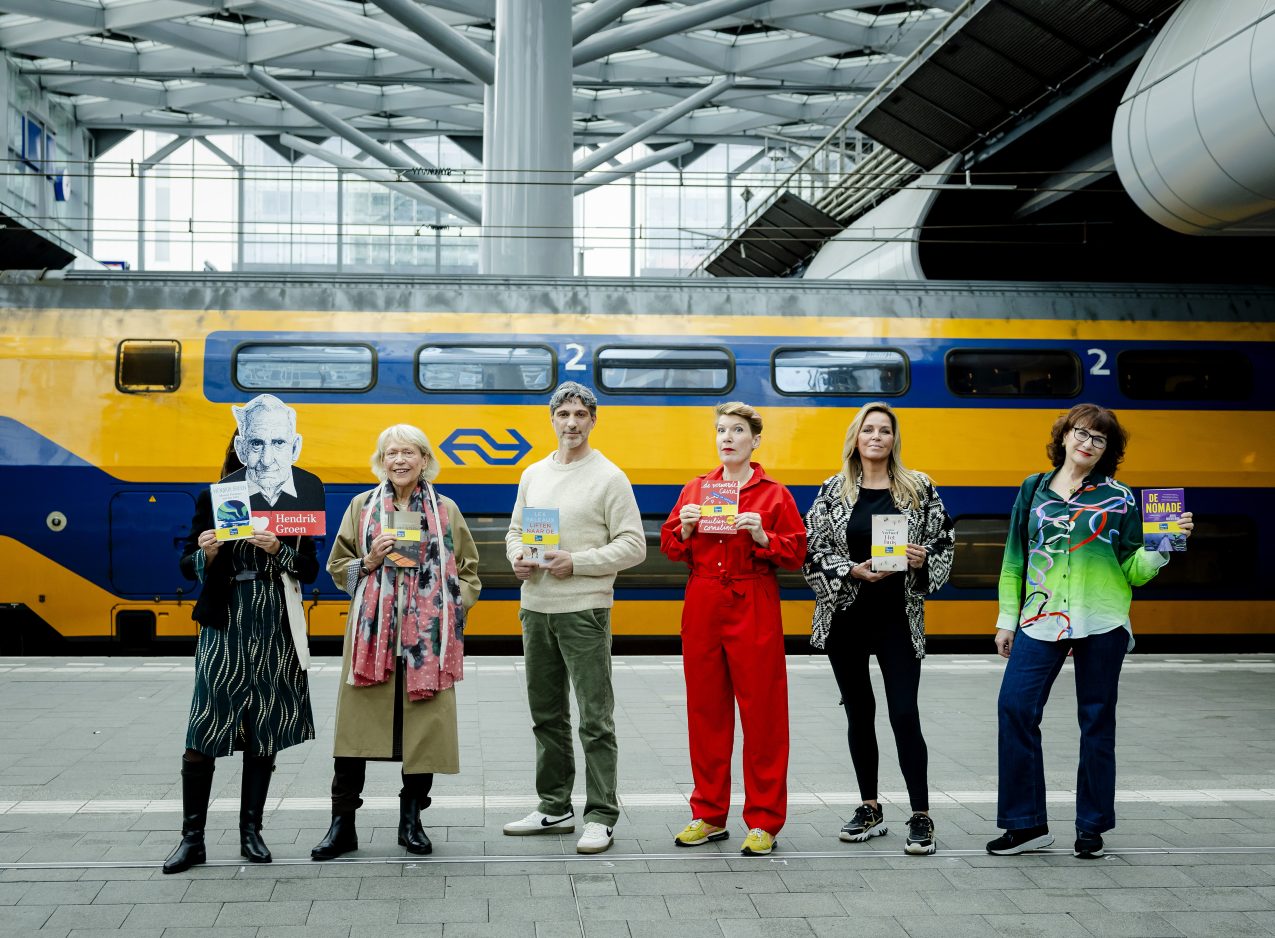 Bekendmaking Genomineerden Ns Publieksprijs met o.a. Paulien Cornelissen en Esther Verhoef en Hendrik Groen