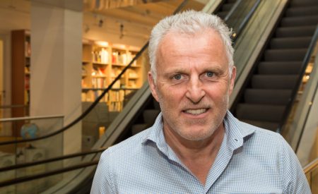 Overhandiging Van Het Eerste Exemplaar Aan Peter R. De Vries