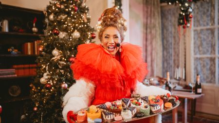 Patty Brard Scrooge Live