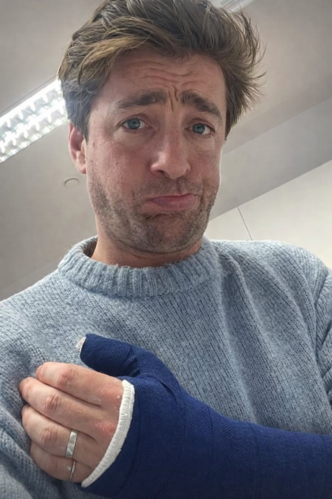 Chatgpt Image 3 Jan 2026, 12 43 51