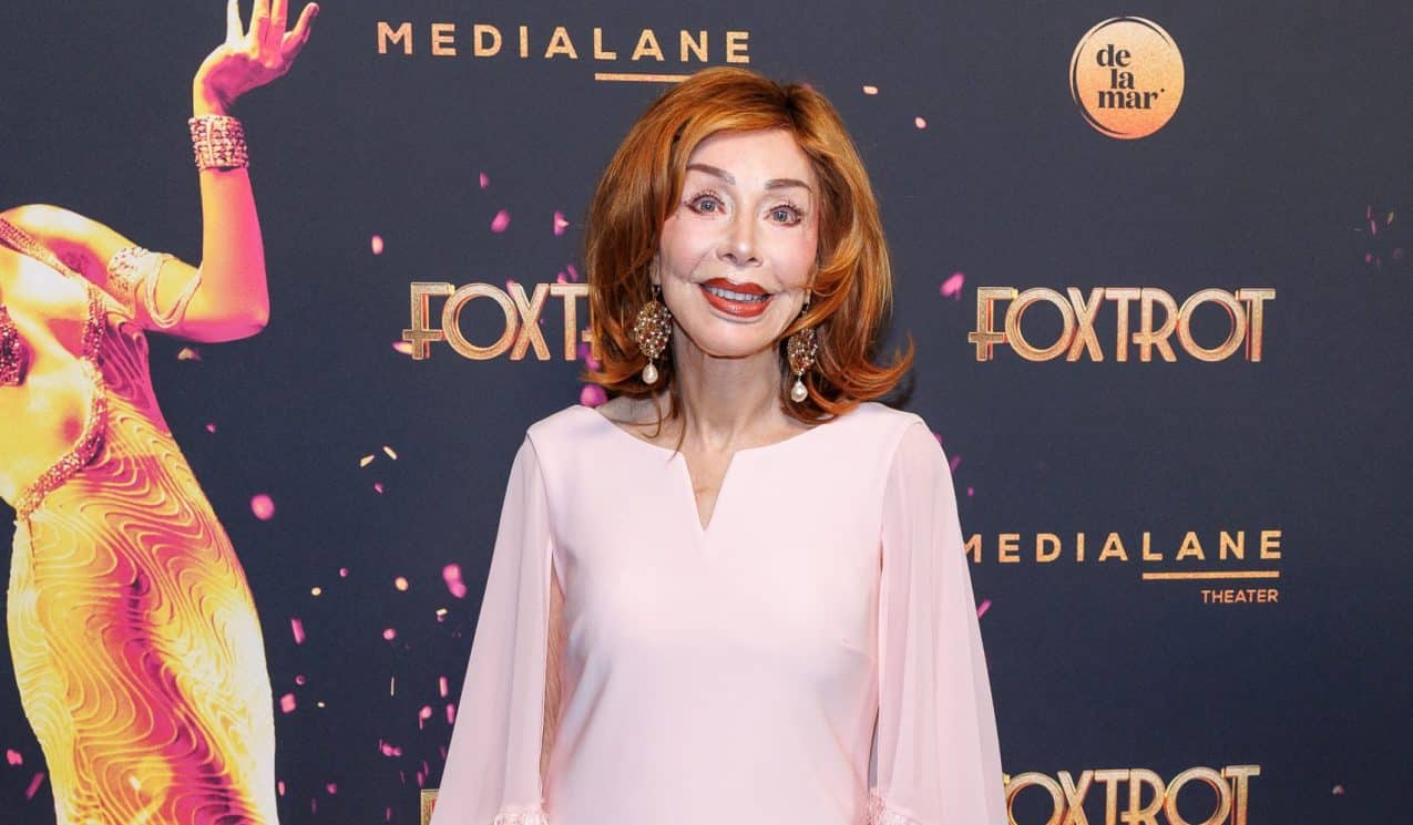 Première Foxtrot De Musical