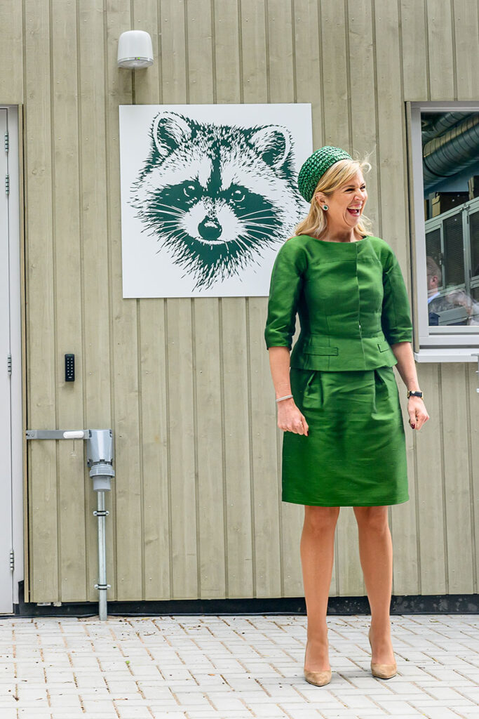 Koningin Opent Nieuwe Zoogdierengebouw Van Stichting Aap